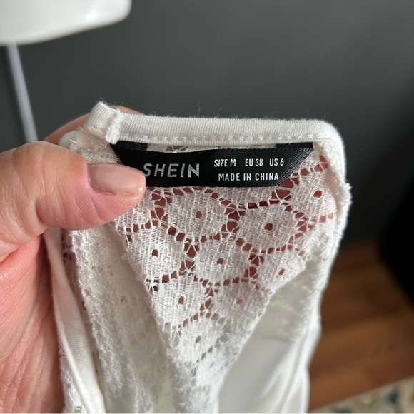 SHEIN Frenchy Contrast Lace Button Back Tee - Picture 5 of 9